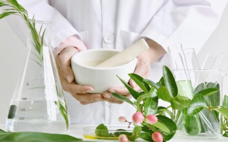 आयुर्वेदिक उत्पादों के थर्ड-पार्टी मैन्युफैक्चरिंग प्रक्रिया का अध्ययन